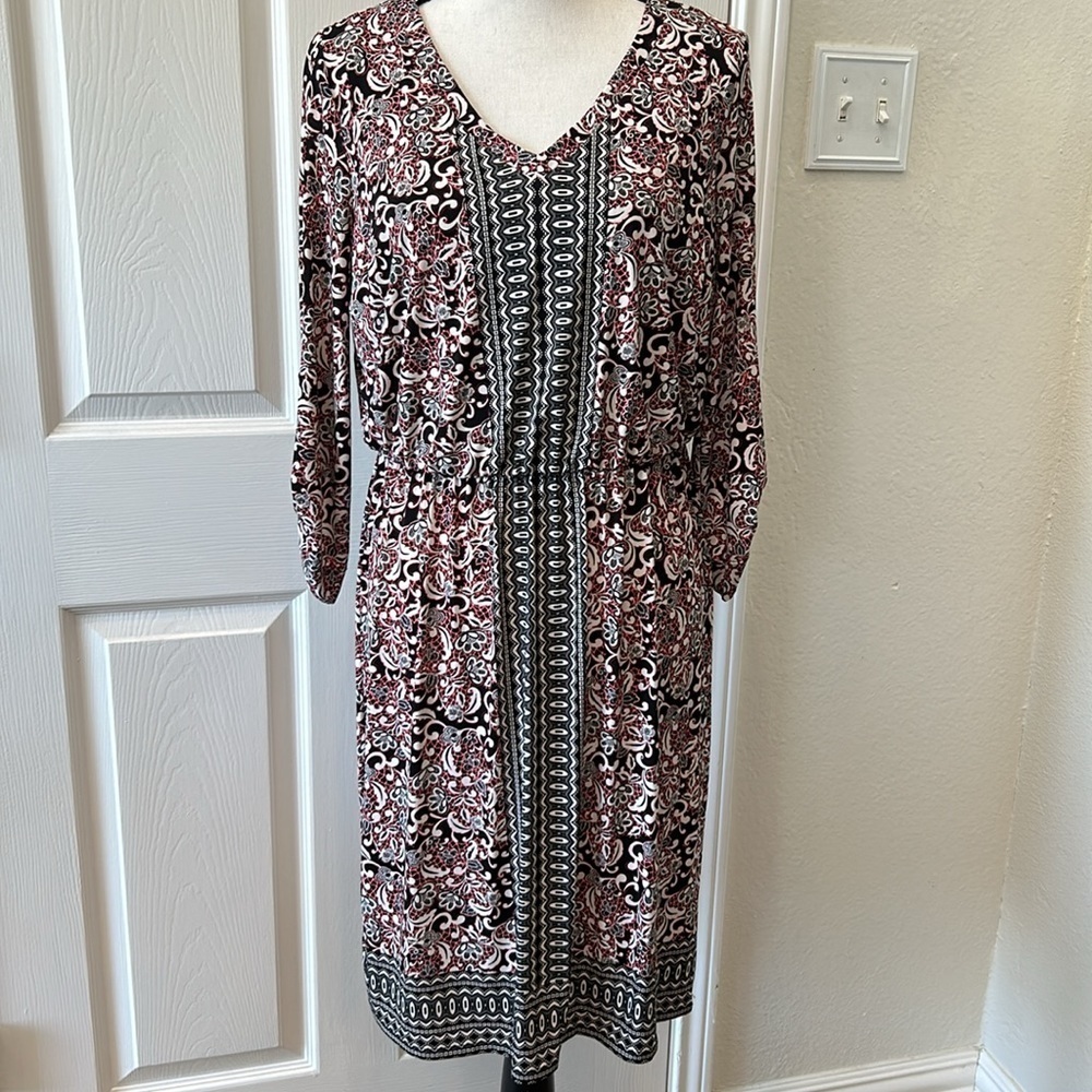 Roz & Ali Black and Red Patterned Dress